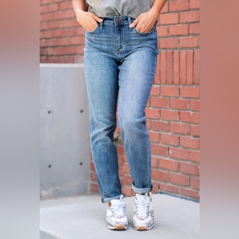 Judy Blue Boyfriend Fit High Rise Bleach Splash sz 31